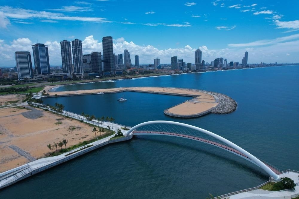 這是2024年10月26日在斯里蘭卡科倫坡港口城拍攝的城市風(fēng)光。新華社發(fā)（科倫坡港口城供圖）