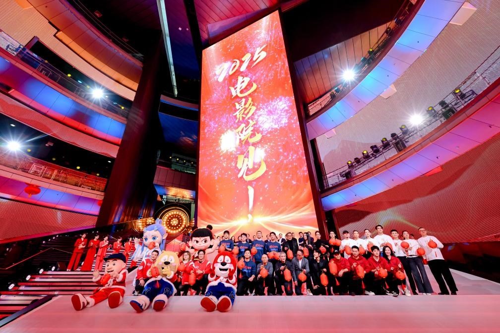 2025年春節(jié)檔電影主創(chuàng)合影。（圖片由主辦方提供）