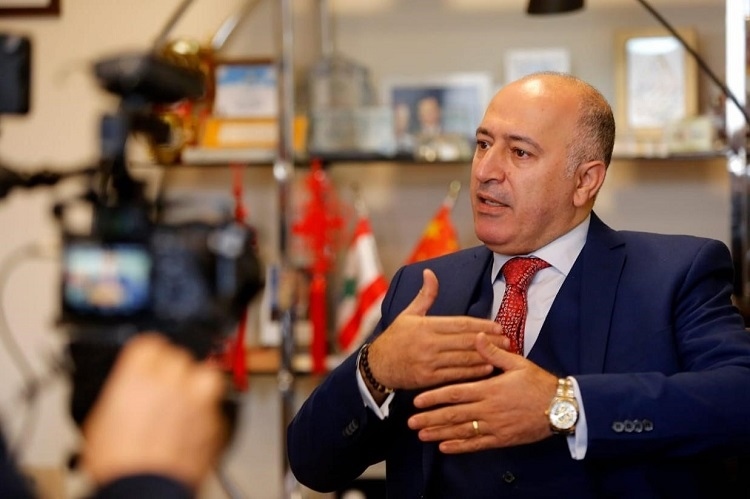 瓦里夫·庫(kù)邁哈在接受采訪。受訪者供圖