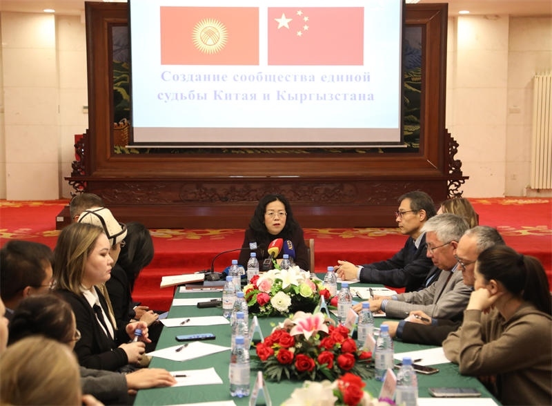 活動(dòng)現(xiàn)場(chǎng)。中國(guó)駐吉爾吉斯斯坦使館供圖