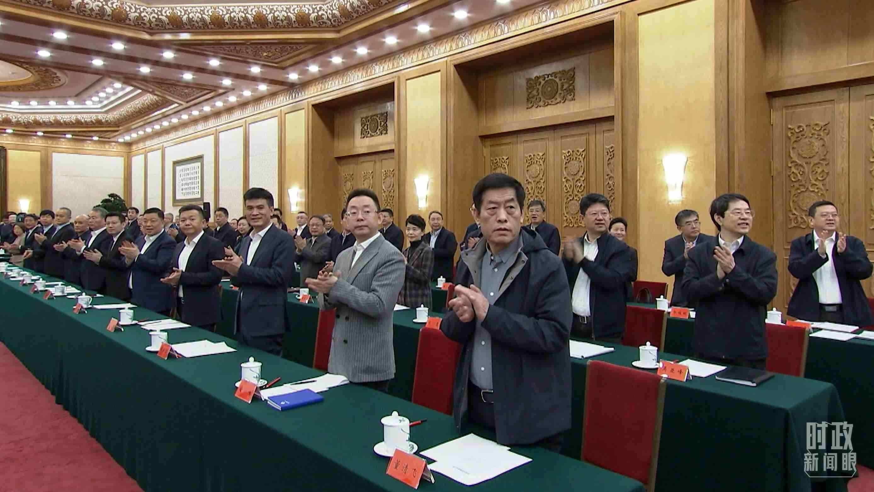 △2月17日，民營(yíng)企業(yè)座談會(huì)現(xiàn)場(chǎng)。