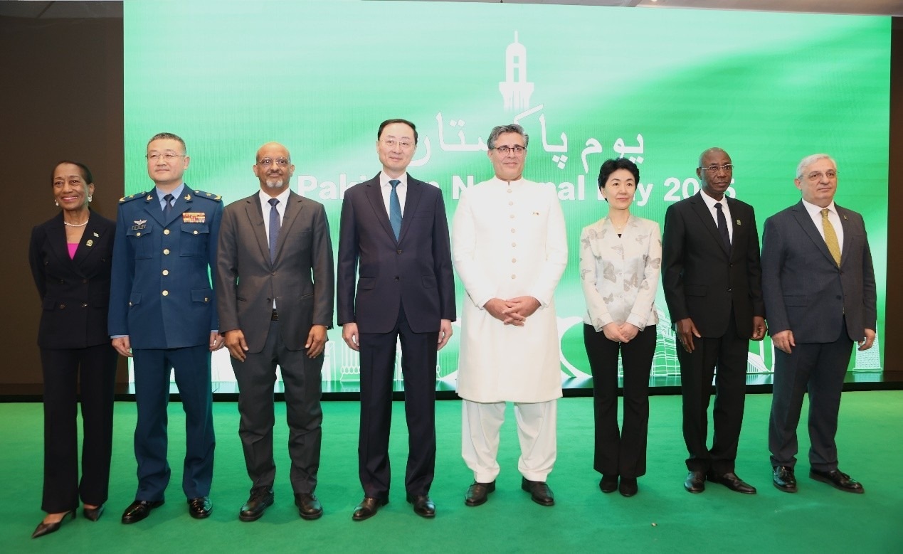 出席招待會的主要嘉賓合影。巴基斯坦駐華大使館供圖