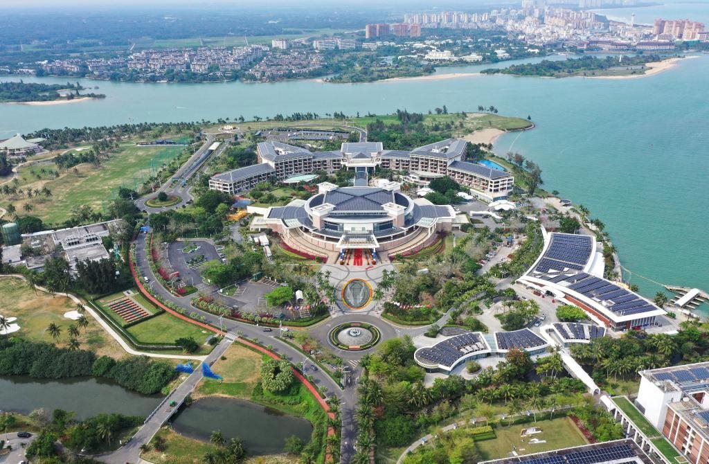 這是3月21日拍攝的博鰲亞洲論壇國際會議中心（無人機照片）。新華社記者 郭程 攝