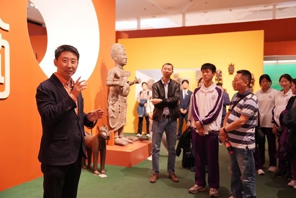 清華附中永豐學(xué)校家校共育活動(dòng)舉行。校方供圖