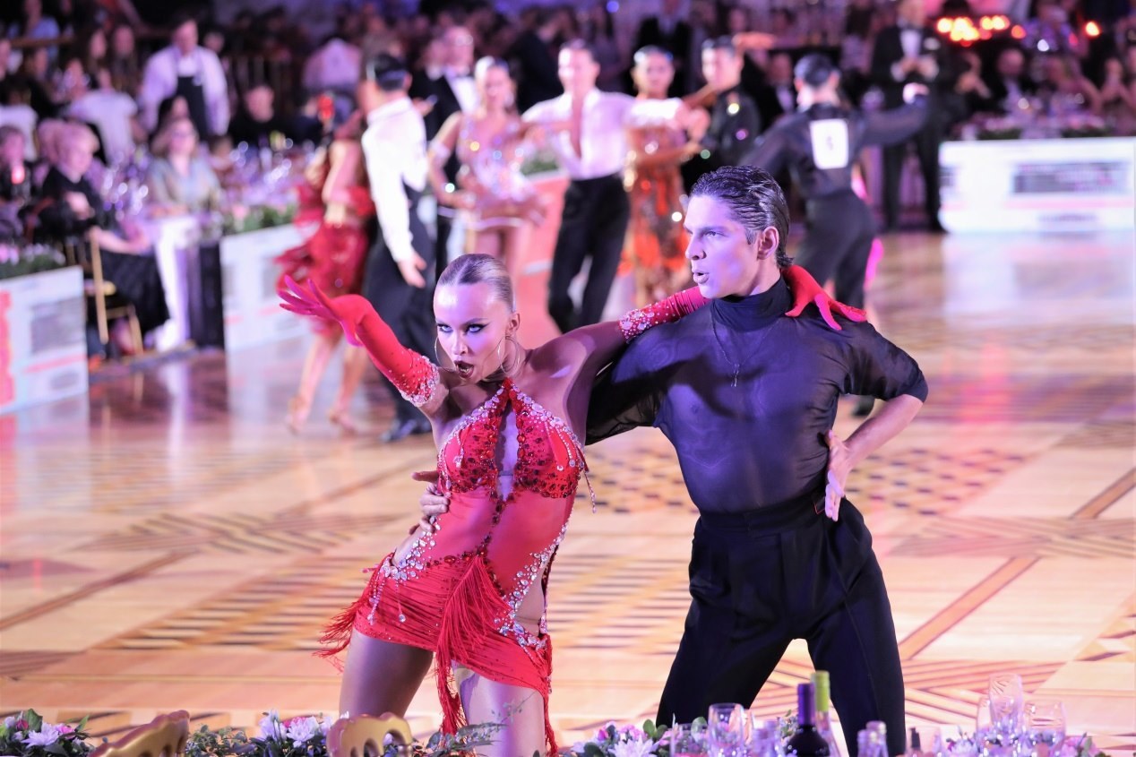 第七屆“克里姆林宮杯”國標舞錦標賽現(xiàn)場。于子恒攝