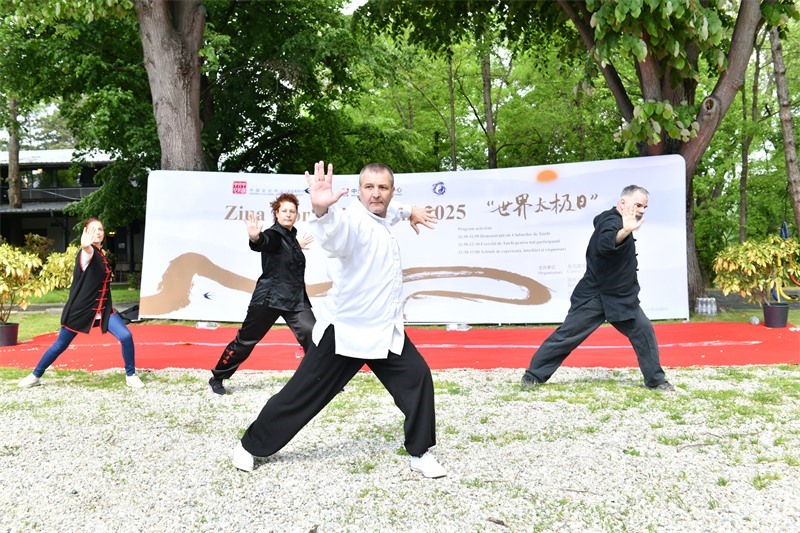 活動(dòng)現(xiàn)場(chǎng)。傅永山攝影。