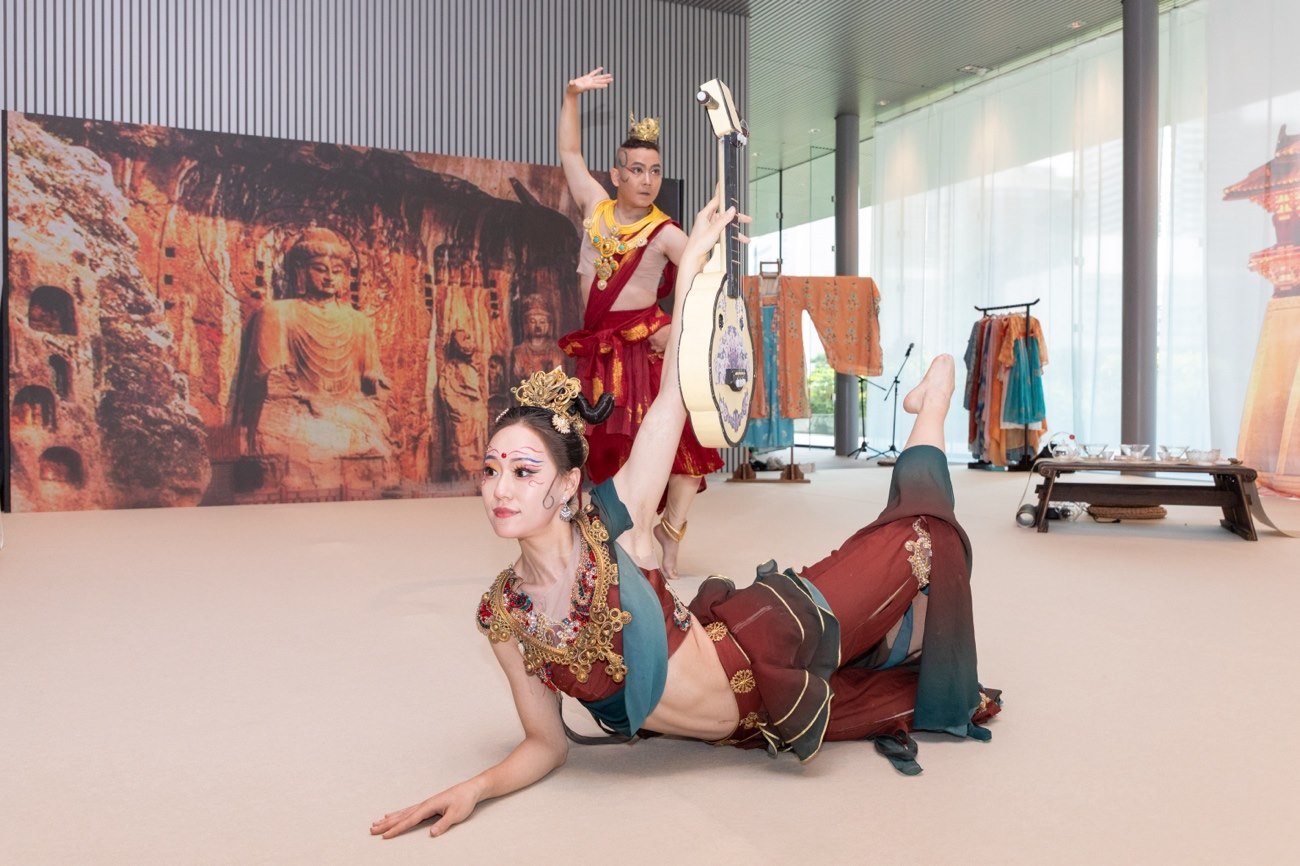 《龍門(mén)金剛》舞蹈。中國(guó)駐大阪旅游辦事處供圖