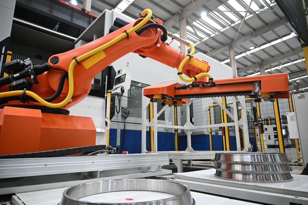 這是洛陽軸承集團股份有限公司的智能生產(chǎn)線。新華社記者 李嘉南 攝